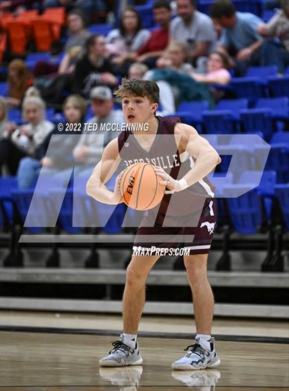 Thumbnail 2 in Perryville vs Two Rivers photogallery.
