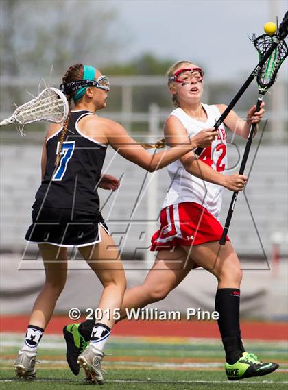 Thumbnail 2 in Red Hook vs.Millbrook (Section 9 Class C Final) photogallery.