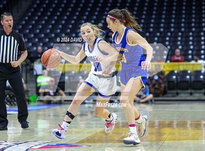 Thumbnail 3 in Burroughs vs. Lutheran (MSHSAA Class 5 Championship) photogallery.