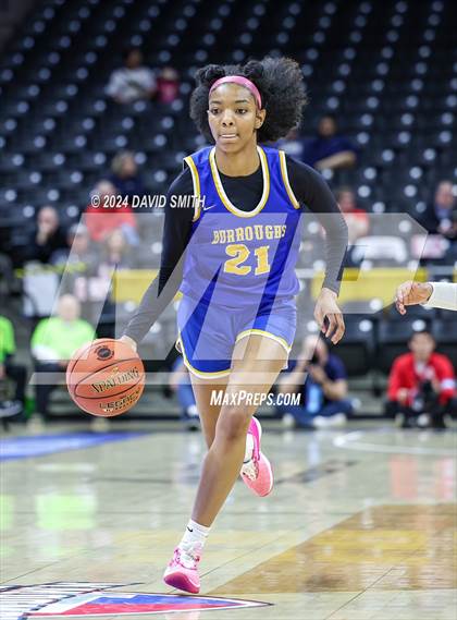 Thumbnail 2 in Burroughs vs. Lutheran (MSHSAA Class 5 Championship) photogallery.