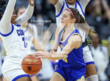 Thumbnail 2 in Burroughs vs. Lutheran (MSHSAA Class 5 Championship) photogallery.