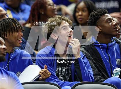 Thumbnail 1 in Burroughs vs. Lutheran (MSHSAA Class 5 Championship) photogallery.