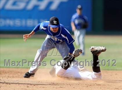 Thumbnail 1 in Desert Christian vs. Capistrano Valley Christian (CIF SS D6 Final) photogallery.