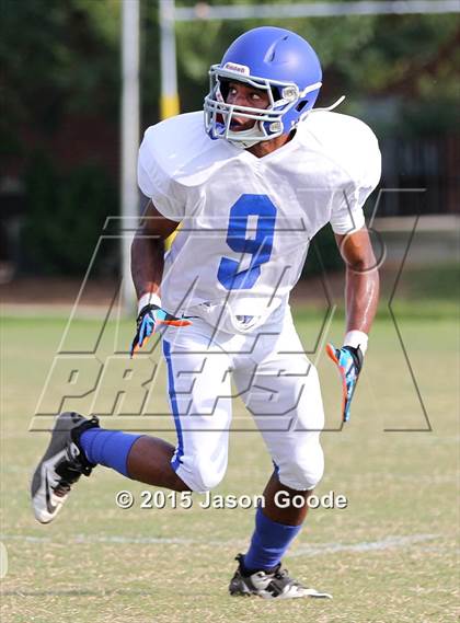 Thumbnail 1 in Ensworth @ Battle Ground Academy (Scrimmage) photogallery.