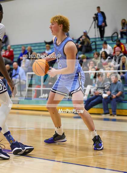 Thumbnail 1 in Westlake vs. Juan Diego Catholic (Eagle Holiday Shootout) photogallery.