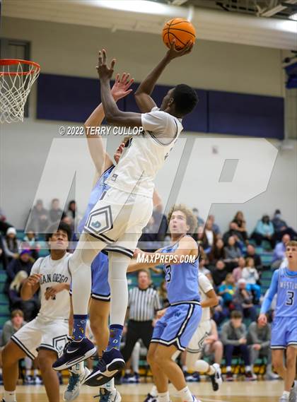 Thumbnail 3 in Westlake vs. Juan Diego Catholic (Eagle Holiday Shootout) photogallery.