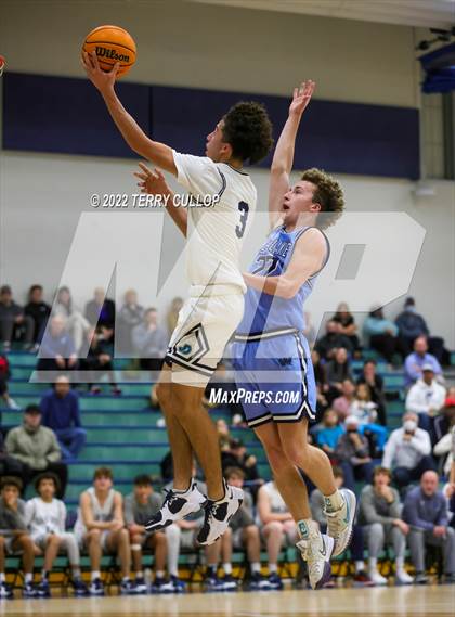 Thumbnail 2 in Westlake vs. Juan Diego Catholic (Eagle Holiday Shootout) photogallery.