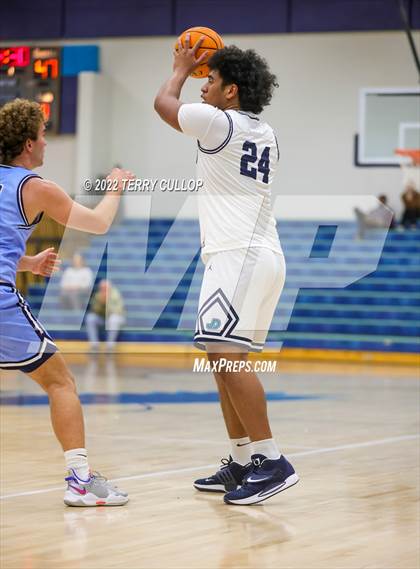 Thumbnail 1 in Westlake vs. Juan Diego Catholic (Eagle Holiday Shootout) photogallery.