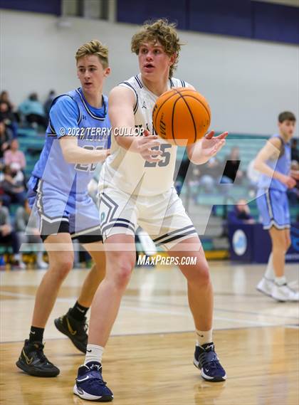 Thumbnail 1 in Westlake vs. Juan Diego Catholic (Eagle Holiday Shootout) photogallery.