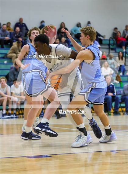 Thumbnail 1 in Westlake vs. Juan Diego Catholic (Eagle Holiday Shootout) photogallery.