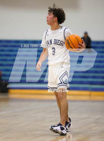 Thumbnail 3 in Westlake vs. Juan Diego Catholic (Eagle Holiday Shootout) photogallery.