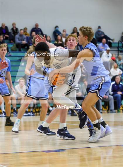 Thumbnail 3 in Westlake vs. Juan Diego Catholic (Eagle Holiday Shootout) photogallery.