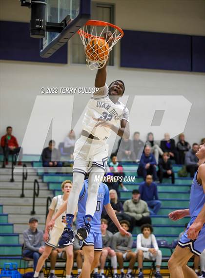 Thumbnail 3 in Westlake vs. Juan Diego Catholic (Eagle Holiday Shootout) photogallery.