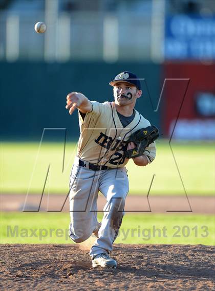 Thumbnail 2 in Notre Dame vs. Attica (Rotary Tournament) photogallery.