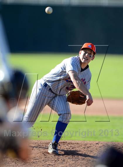 Thumbnail 2 in Notre Dame vs. Attica (Rotary Tournament) photogallery.