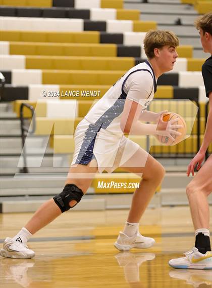 Thumbnail 3 in Golden vs. Cherokee Trail photogallery.