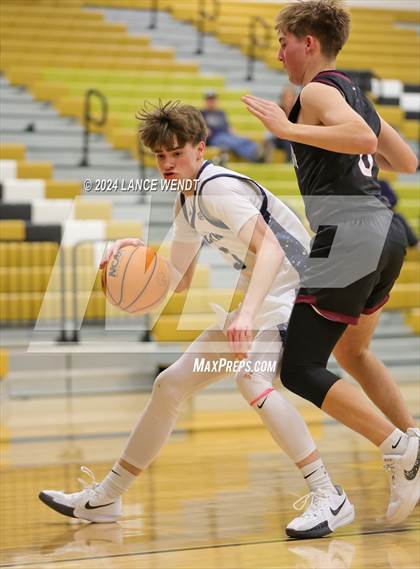 Thumbnail 1 in Golden vs. Cherokee Trail photogallery.