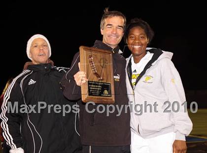Thumbnail 1 in Parker vs. Flintridge Sacred Heart (CIF SoCal D3 Regional Final) photogallery.