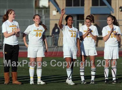 Thumbnail 3 in Parker vs. Flintridge Sacred Heart (CIF SoCal D3 Regional Final) photogallery.