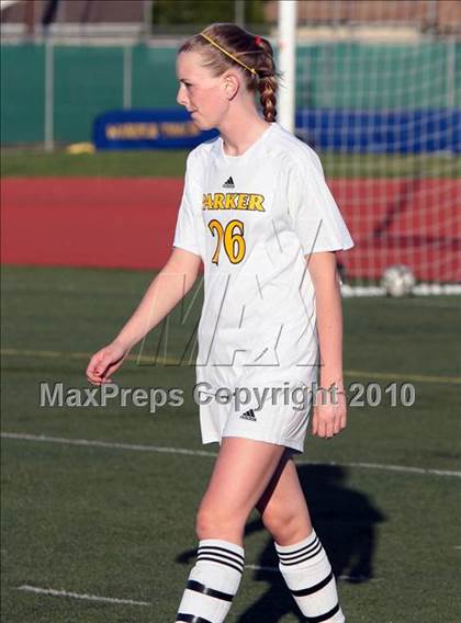 Thumbnail 3 in Parker vs. Flintridge Sacred Heart (CIF SoCal D3 Regional Final) photogallery.