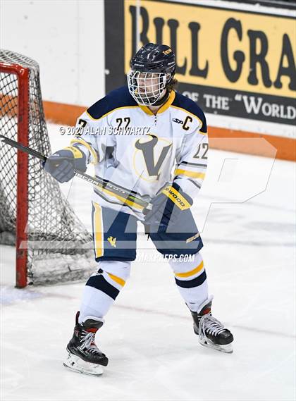 Thumbnail 1 in Syracuse vs. Victor (NYSPHSAA Regional Playoff) photogallery.