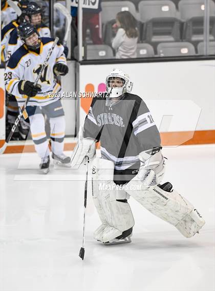 Thumbnail 1 in Syracuse vs. Victor (NYSPHSAA Regional Playoff) photogallery.
