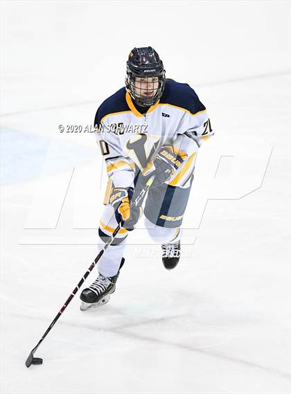 Thumbnail 3 in Syracuse vs. Victor (NYSPHSAA Regional Playoff) photogallery.