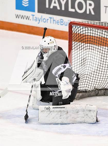 Thumbnail 1 in Syracuse vs. Victor (NYSPHSAA Regional Playoff) photogallery.