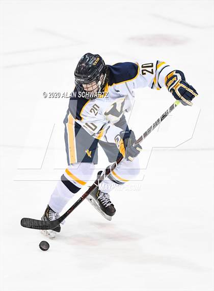 Thumbnail 3 in Syracuse vs. Victor (NYSPHSAA Regional Playoff) photogallery.