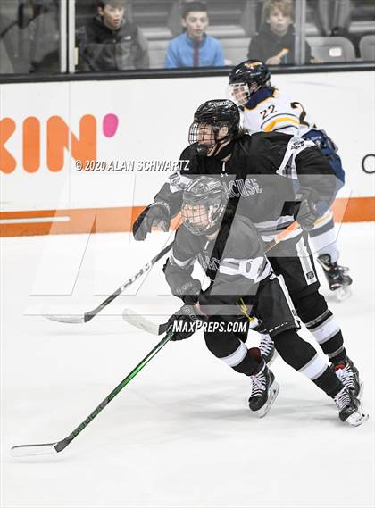 Thumbnail 1 in Syracuse vs. Victor (NYSPHSAA Regional Playoff) photogallery.
