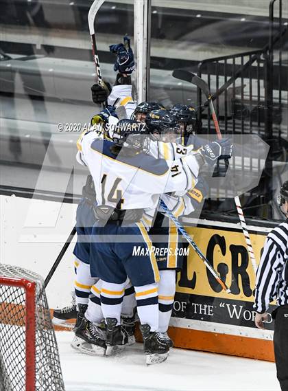 Thumbnail 2 in Syracuse vs. Victor (NYSPHSAA Regional Playoff) photogallery.