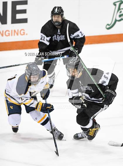 Thumbnail 1 in Syracuse vs. Victor (NYSPHSAA Regional Playoff) photogallery.