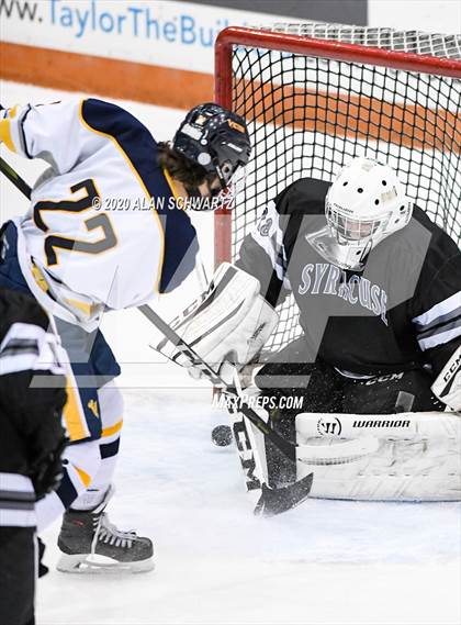 Thumbnail 1 in Syracuse vs. Victor (NYSPHSAA Regional Playoff) photogallery.