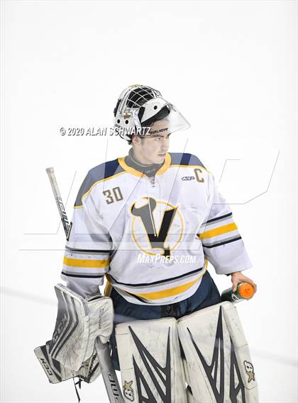 Thumbnail 3 in Syracuse vs. Victor (NYSPHSAA Regional Playoff) photogallery.