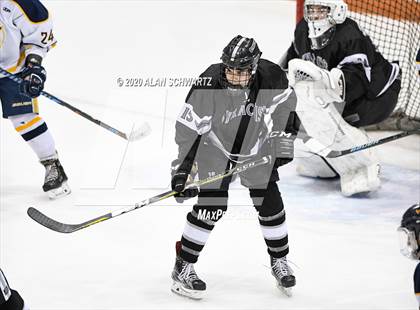 Thumbnail 2 in Syracuse vs. Victor (NYSPHSAA Regional Playoff) photogallery.