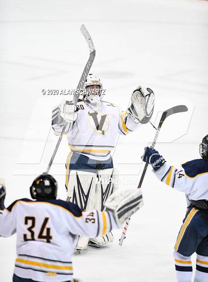 Thumbnail 3 in Syracuse vs. Victor (NYSPHSAA Regional Playoff) photogallery.