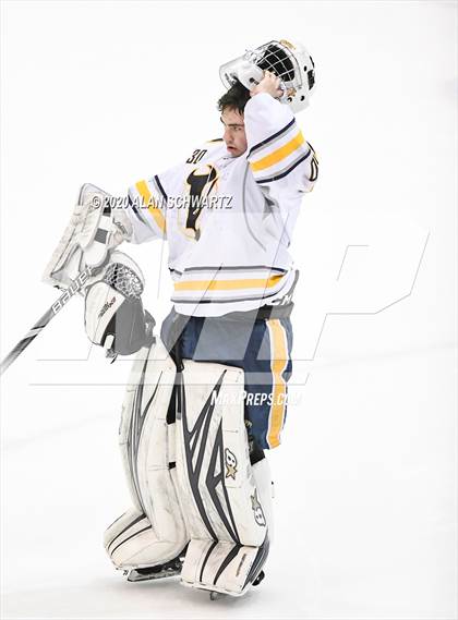 Thumbnail 1 in Syracuse vs. Victor (NYSPHSAA Regional Playoff) photogallery.
