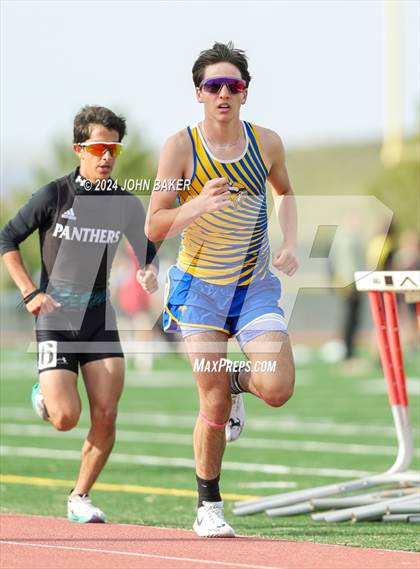 Thumbnail 1 in Fernley Invitational (1600M) photogallery.
