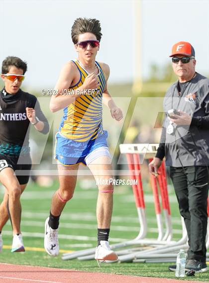 Thumbnail 2 in Fernley Invitational (1600M) photogallery.