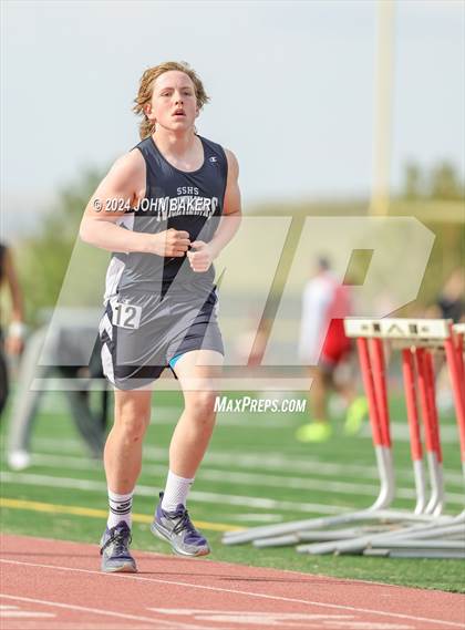 Thumbnail 2 in Fernley Invitational (1600M) photogallery.