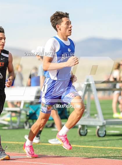Thumbnail 1 in Fernley Invitational (1600M) photogallery.