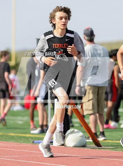 Thumbnail 1 in Fernley Invitational (1600M) photogallery.
