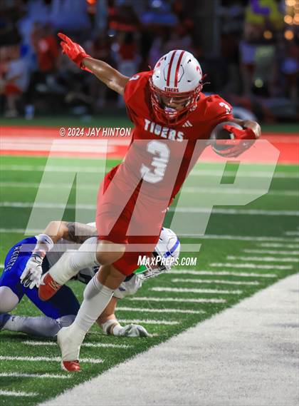 Thumbnail 3 in Robinson @ Glen Rose photogallery.