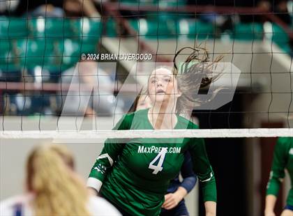 Thumbnail 2 in Pine Creek vs. Cherokee Trail (CHSAA 5A Round 1) photogallery.