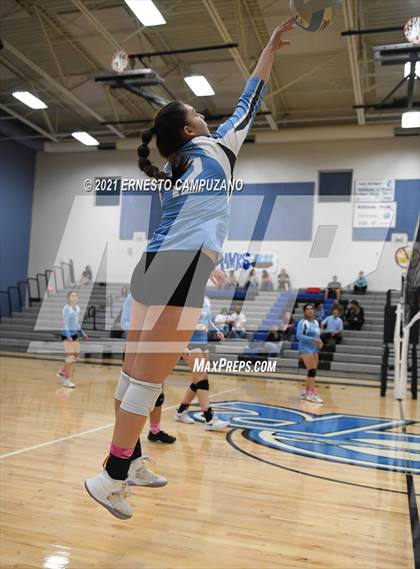 Thumbnail 2 in Ironwood @ Gila Ridge photogallery.
