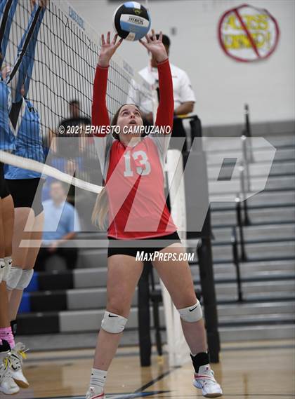 Thumbnail 1 in Ironwood @ Gila Ridge photogallery.