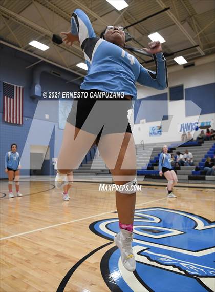 Thumbnail 1 in Ironwood @ Gila Ridge photogallery.