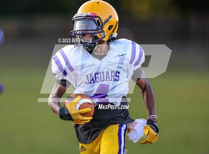 Thumbnail 1 in FR: DeSoto Central @ Hernando photogallery.