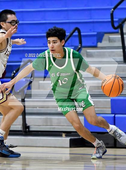 Thumbnail 1 in El Camino vs. Florin (Les Curry Invitational) photogallery.