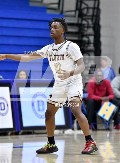 Thumbnail 2 in El Camino vs. Florin (Les Curry Invitational) photogallery.